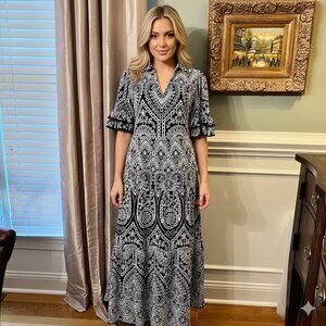 NWOT Chico's Navy & White Embroidered Tiered Eyelet Maxi Dress Size 0.5 or 6